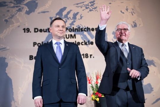 Bundespräsident Frank-Walter Steinmeier (r) und der polnische Präsident Andrzej Duda in Berlin.