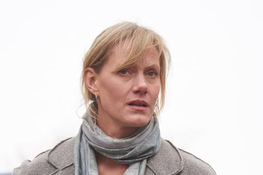 Anna Schudt als Kommissarin Martina Bönisch in einer Drehpause der Tatort-Folge "Zahltag".