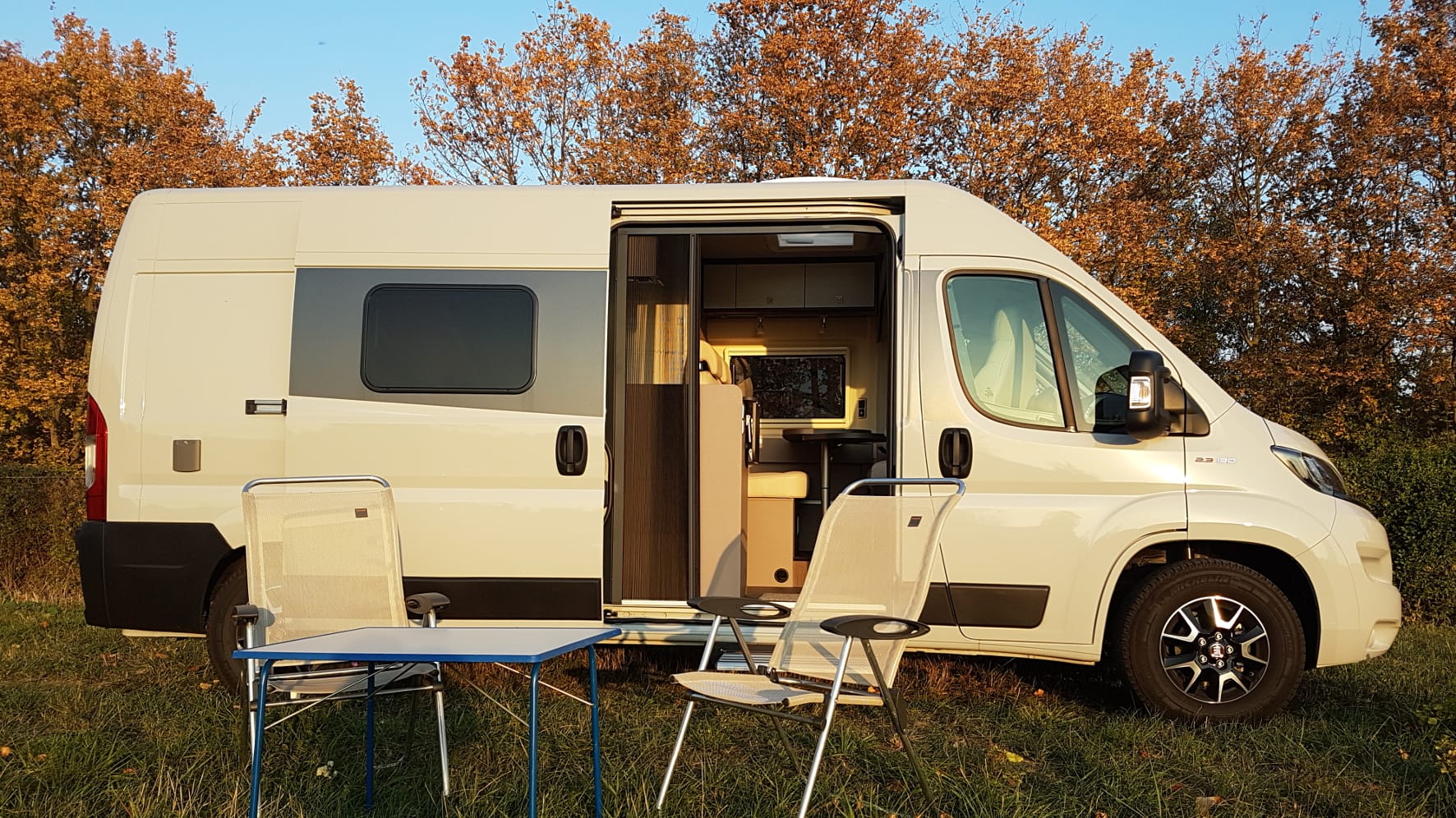 Campervan von Bürstner: Der City Car Harmony Line C600.