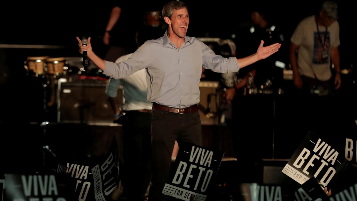Beto O'Rourke beim Wahlkampf in Austin: Der Demokrat hat einen landesweiten Hype entfacht.