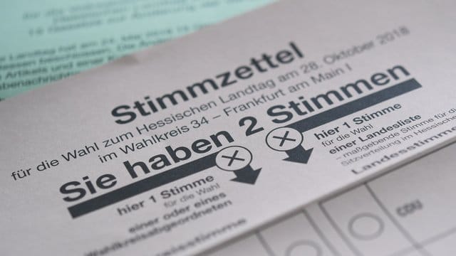 Die am Sonntag anstehende Landtagswahl in Hessen wird mit Spannung erwartet. Die am Sonntag anstehende Landtagswahl in Hessen wird mit Spannung erwartet.