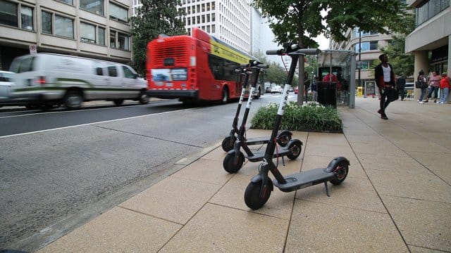 E-Scooter prägen in amerikanischen Großstädten schon das Stadtbild. E-Scooter prägen in amerikanischen Großstädten schon das Stadtbild.