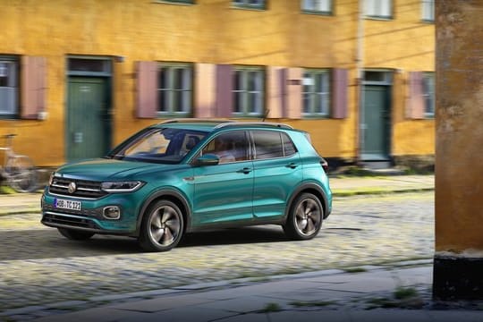 Wolfsburger Kleinformat: Der kleine Geländewagen T-Cross ist technisch eng mit dem VW Polo verwandt.