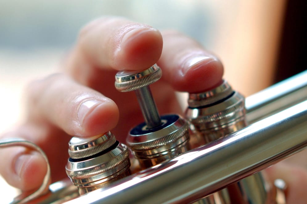 Trompete spielen: Ein Gericht muss für den Einzelfall entscheiden, wie viel musiziert werden darf.
