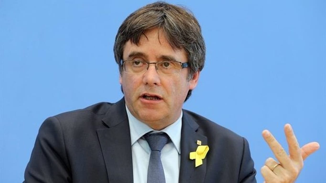 Der frühere katalanische Regionalpräsident Carles Puigdemont hat eine neue Separatistenbewegung gegründet.
