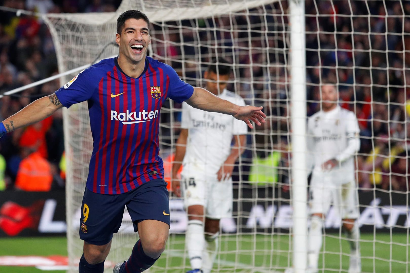 Luis Suarez avancierte mit drei Toren zum Matchwinner.