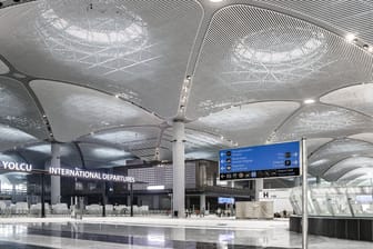 Internationales Terminal des neuen Mega-Flughafens in Istanbul: In zehn Jahren soll der Flughafen seine volle Kapazität erreichen.