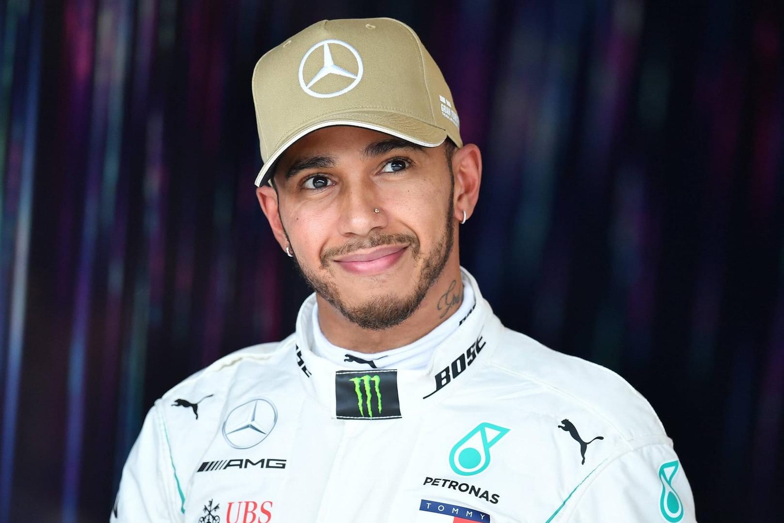 Lewis Hamilton steht gemeinsam mit Juan Manuel Fangio auf dem zweiten Platz der Bestenliste der Formel-1-Weltmeister.