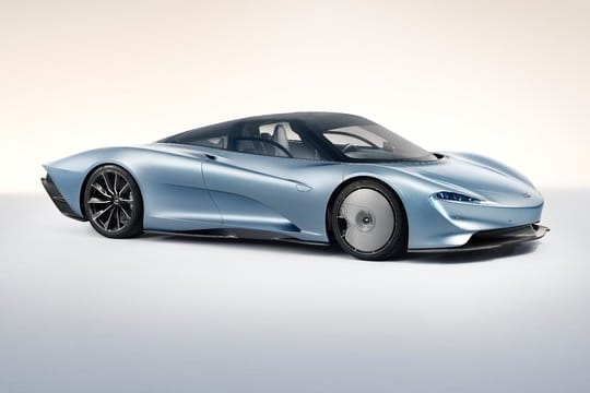 Superflotte Flunder: Der neue McLaren Speedtail rast bis auf 403 km/h Höchstgeschwindigkeit.