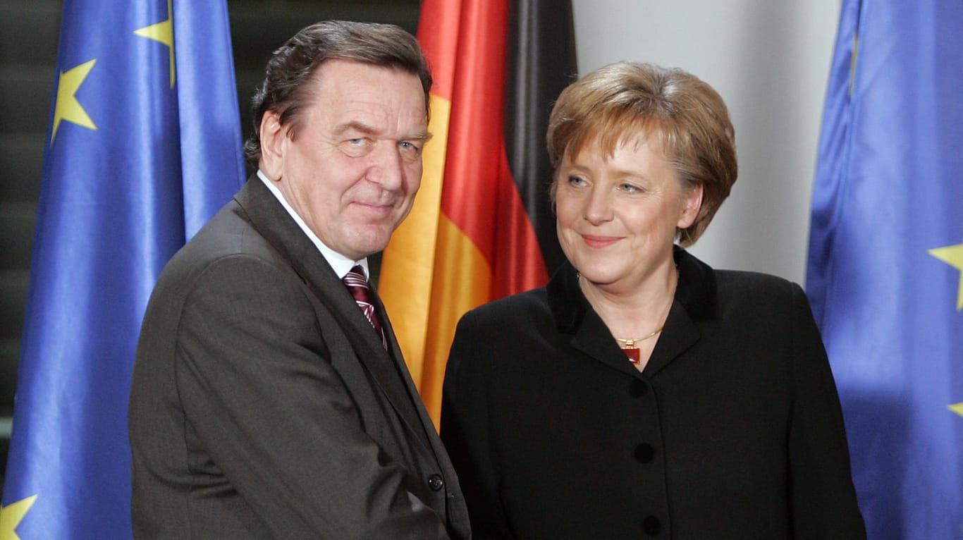 Angela Merkel und Gerhard Schröder: "Autoritätsverlust auf der ganzen Linie."