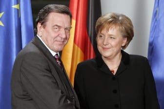 Angela Merkel und Gerhard Schröder: "Autoritätsverlust auf der ganzen Linie."