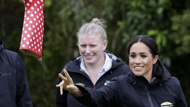 Meghan hat den Bogen raus.