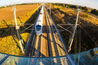 Gerade erst schien die Diskussion um Hagen als Halt auf der Strecke zwischen Köln und Berlin beigelegt, da kommt raus: Zwischen März und Oktober 2019 tritt ein, was vermieden schien. (Symbolbild)