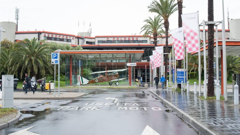 Der Internationale Flughafen in Genua: Wegen des Sturms in Italien mussten alle Flüge annulliert werden.