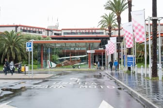 Der Internationale Flughafen in Genua: Wegen des Sturms in Italien mussten alle Flüge annulliert werden.