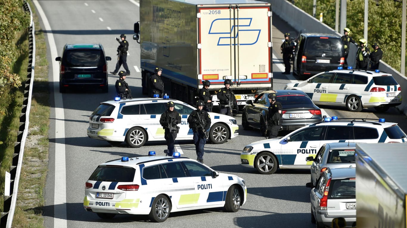 Ende September legte die Polizei weite Teile Dänemarks für Stunden lahm, nun wird bekannt: Die Ermittler fahndeten nach mutmaßlichen iranischen Terroristen.