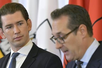 Österreichs Kanzler Sebastian Kurz (l) und Vizekanzler Heinz-Christian Strache in Wien.