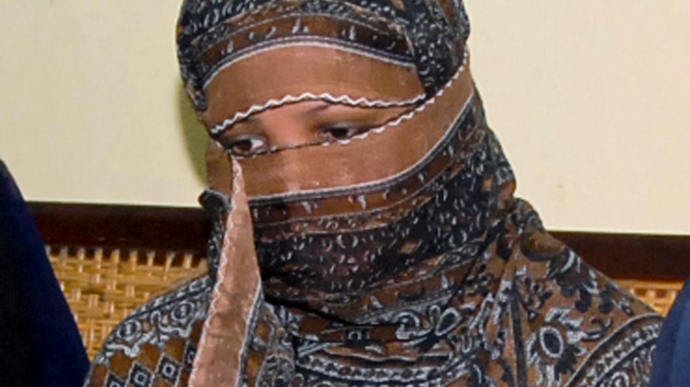 Die pakiatanische Christian, Asia Bibi, bei ihrer Anhörung in einem Gefängnis in Sheikhupura: Nach neun Jahren hat Pakistans oberster Gerichtshof das Todesurteil aufgehoben.