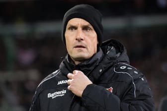 Heiko Herrlich: Leverkusens Trainer steht trotz Tor-Gala gegen Werder weiter unter Druck.