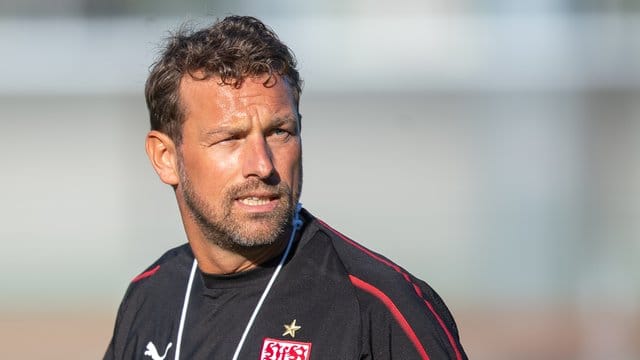 Wartet noch auf sein erstes Erfolgserlebnis als neuer VfB-Coach: Markus Weinzierl. Wartet noch auf sein erstes Erfolgserlebnis als neuer VfB-Coach: Markus Weinzierl.