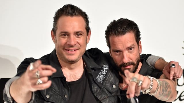 Die Sänger Sascha Vollmer (l) und Alec Völkel stürmen nach langer Pause mit einem neuen Album die Charts. Die Sänger Sascha Vollmer (l) und Alec Völkel stürmen nach langer Pause mit einem neuen Album die Charts.