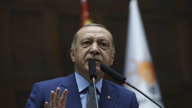 Erdogan macht Riad für die Tötung des Journalisten Jamal Khashoggi verantwortlich. Erdogan macht Riad für die Tötung des Journalisten Jamal Khashoggi verantwortlich.