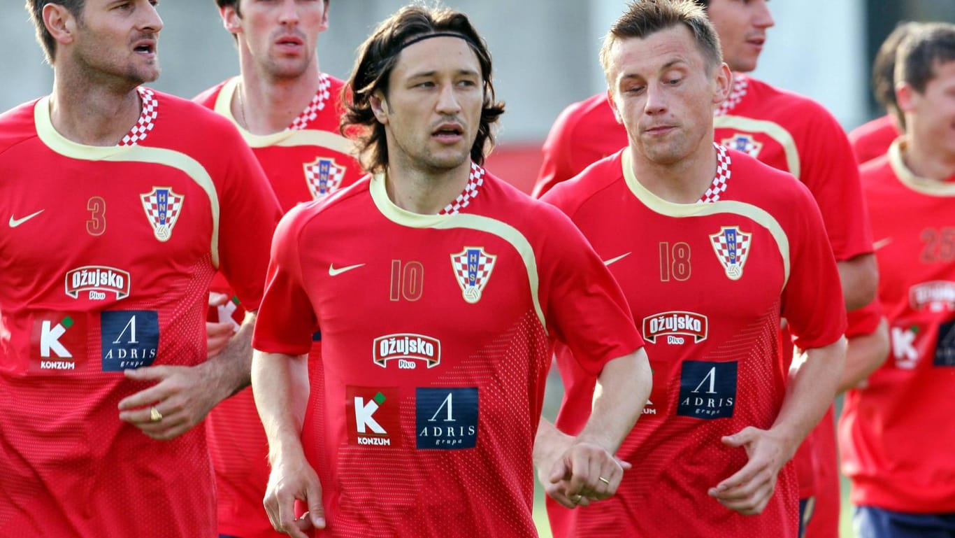 Vor zehn Jahren: Niko Kovac (Nr. 10) und Ivica Olic (Nr. 18) beim Training der kroatischen Nationalmannschaft.
