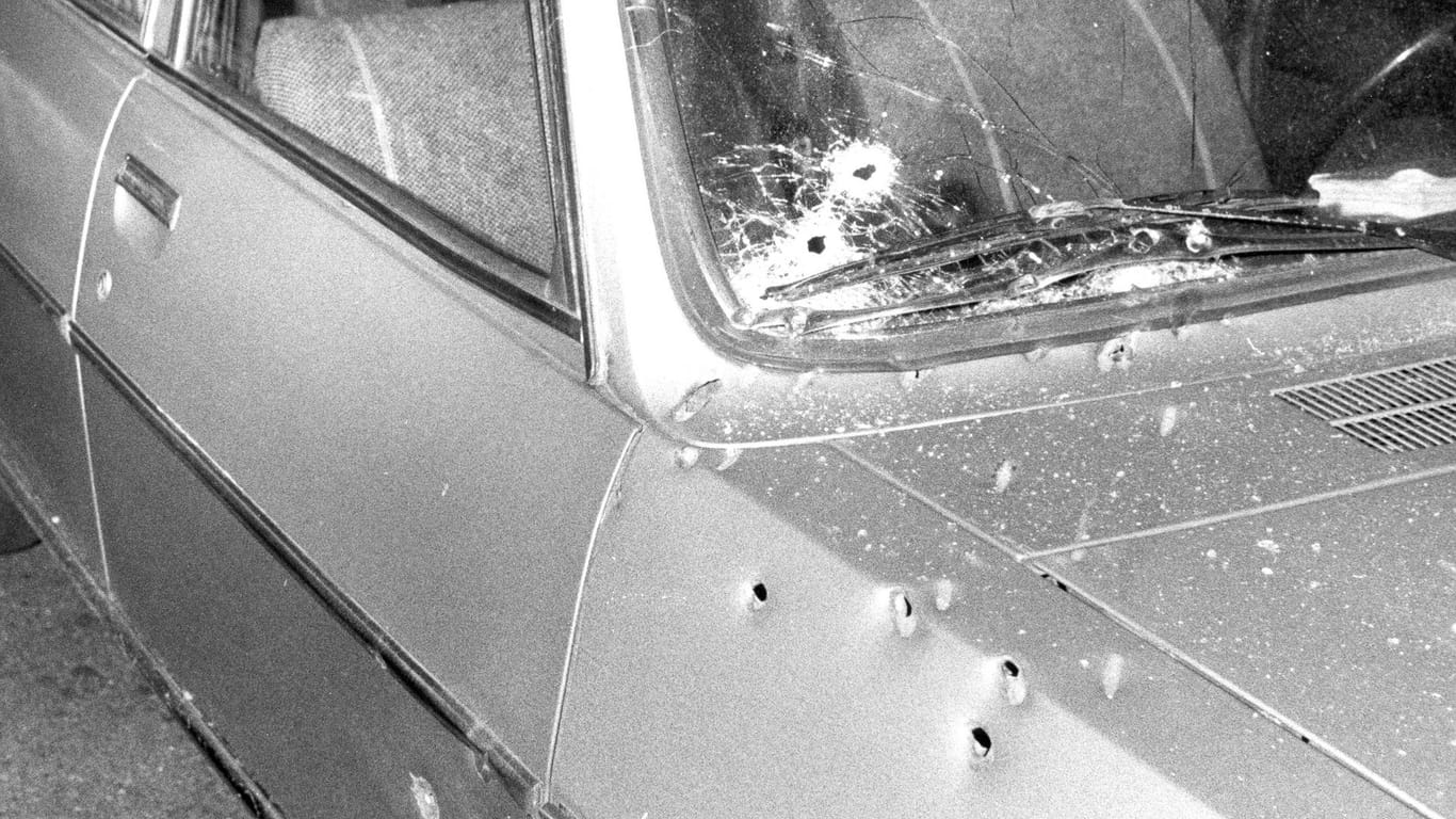 Der Kugelhagel der "Killer von Brabant" traf auf einem Parkplatz auch dieses Auto und dessen Insassen.