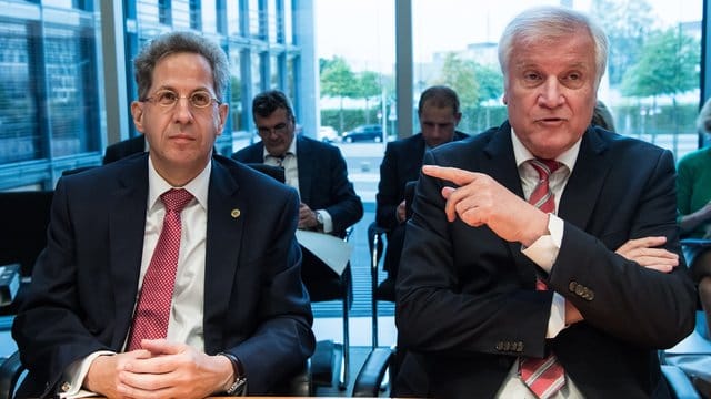 Der Streit um Maaßen hatte im September eine Koalitionskrise ausgelöst, die fast zum Bruch der Regierung geführt hätte.