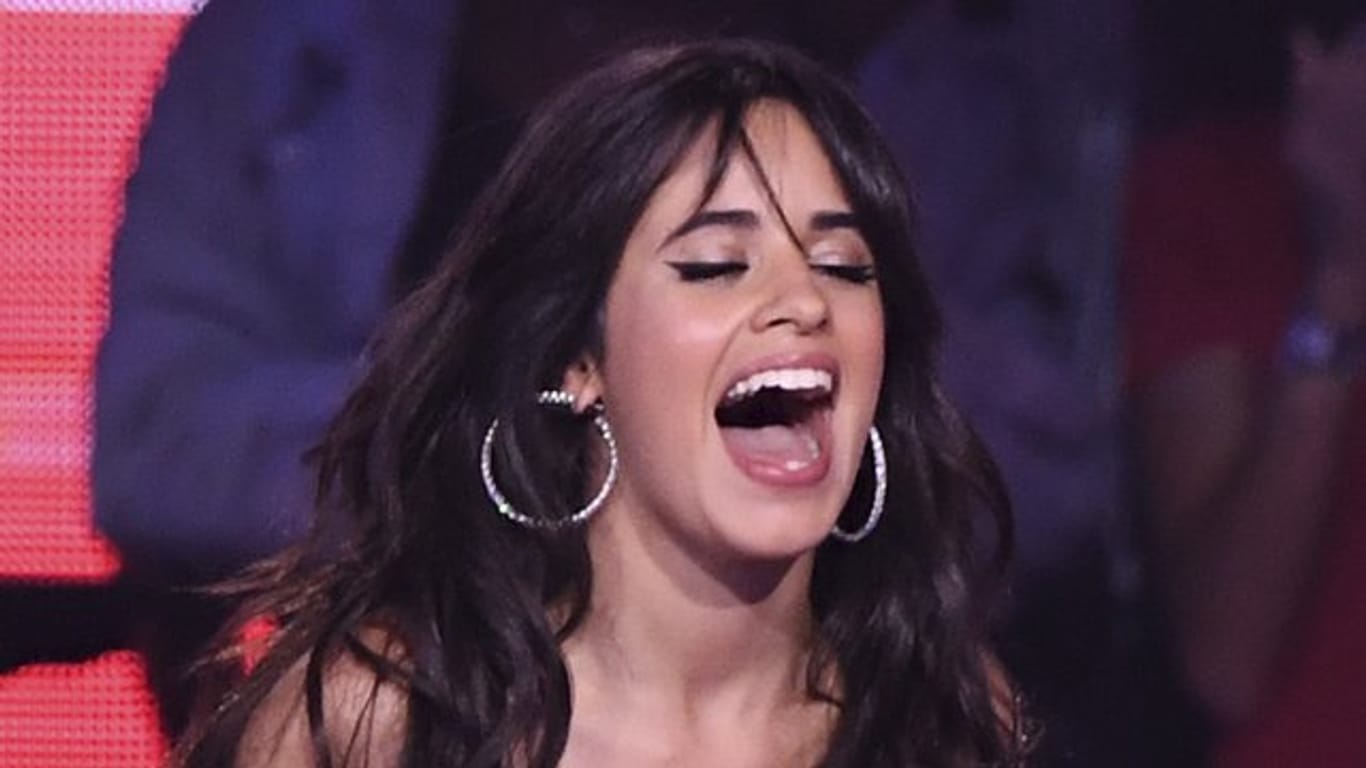 Sängerin Camila Cabello räumte gleich vier Awards ab.