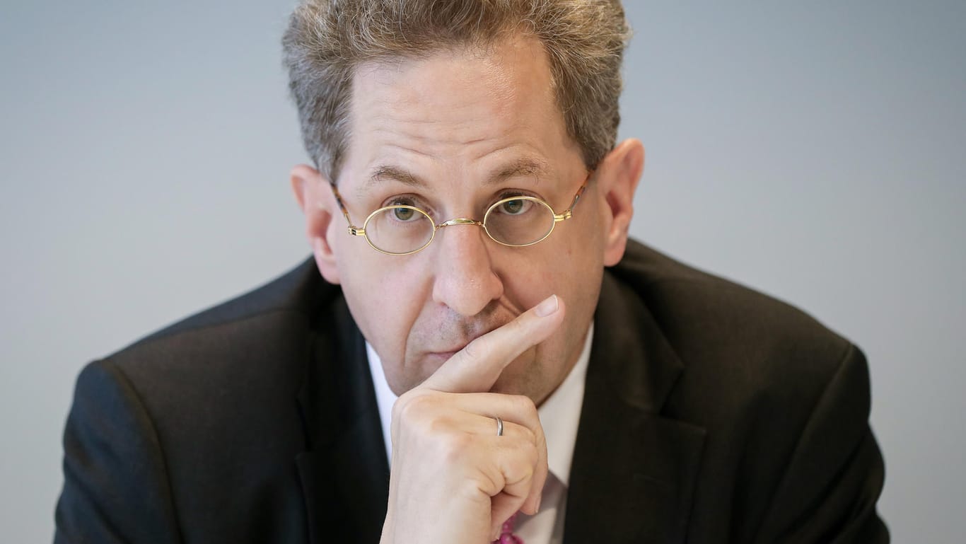 Eine umstrittene Abschiedsrede: Hans-Georg Maaßen schürt Empörung und Zustimmung