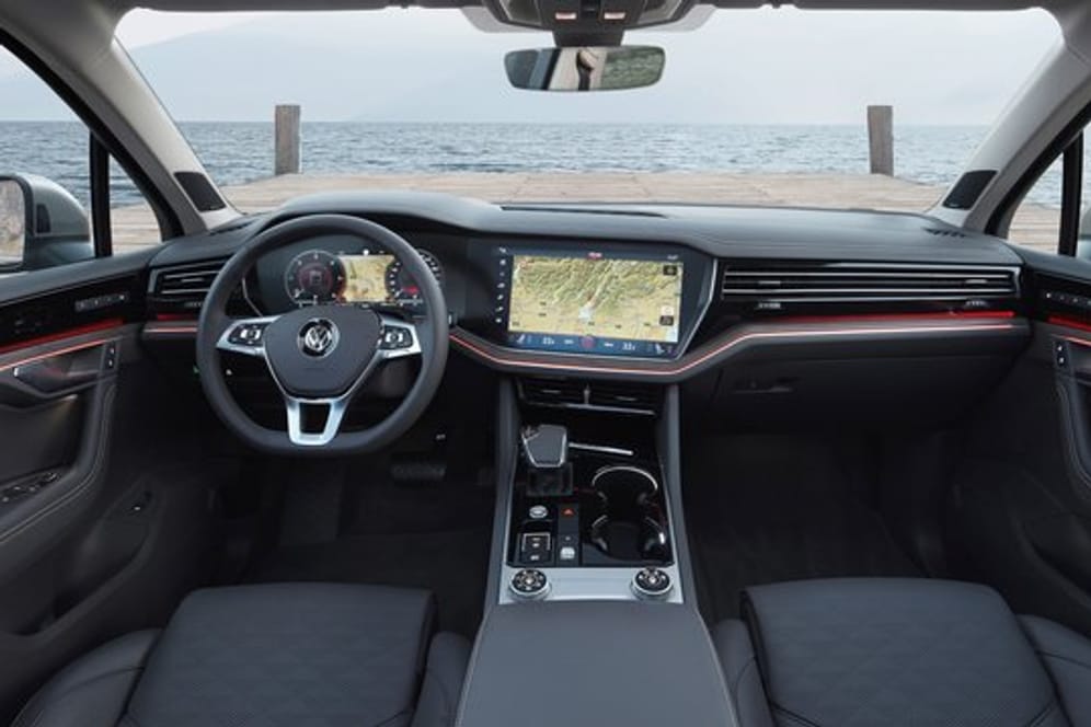 Lichtatmosphäre wie hier in einem VW Touareg spielt schon heute eine Rolle bei der Gestaltung von Cockpits.