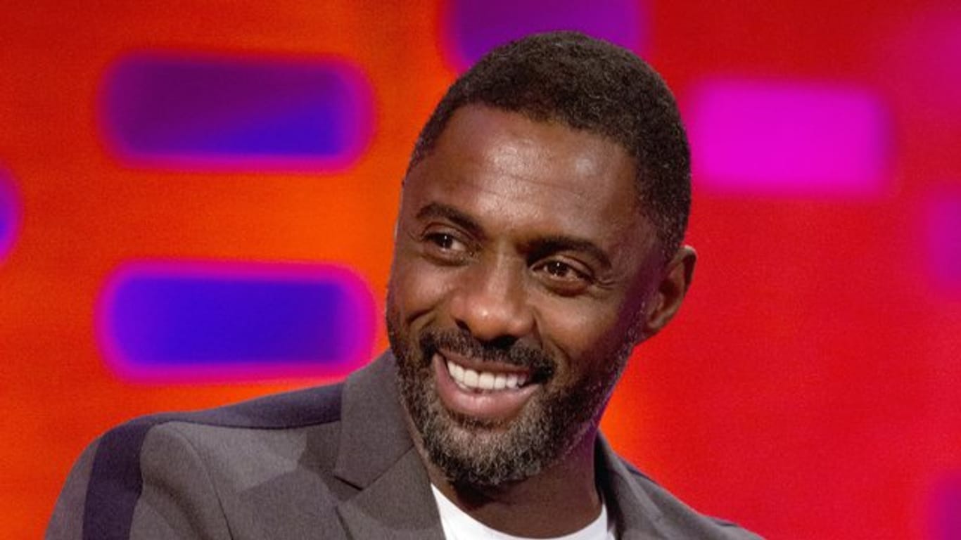 Überrascht und erfreut zugleich: Idris Elba wurde zum "Sexiest Man Alive" gekürt.