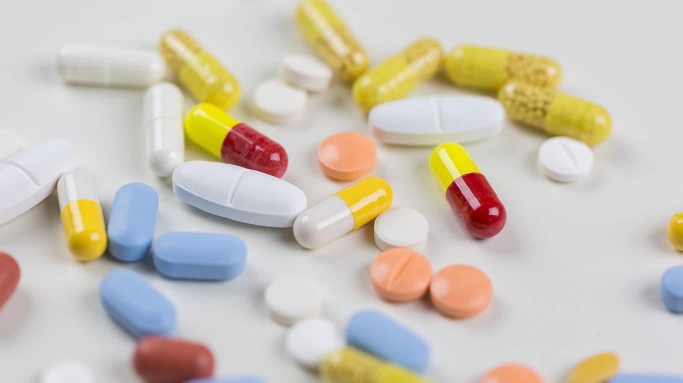 Tabletten: Eine Maßnahme gegen Antibiotikaresistenzen ist die Entwicklung neuer antibiotischer Substanzen.