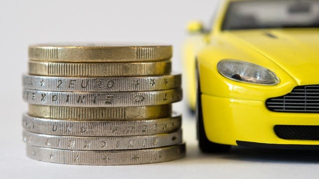 Bei einem Vergleich der Kfz-Versicherungen sollten Autofahrer nicht nur auf den Preis achten. Bei einem Vergleich der Kfz-Versicherungen sollten Autofahrer nicht nur auf den Preis achten.