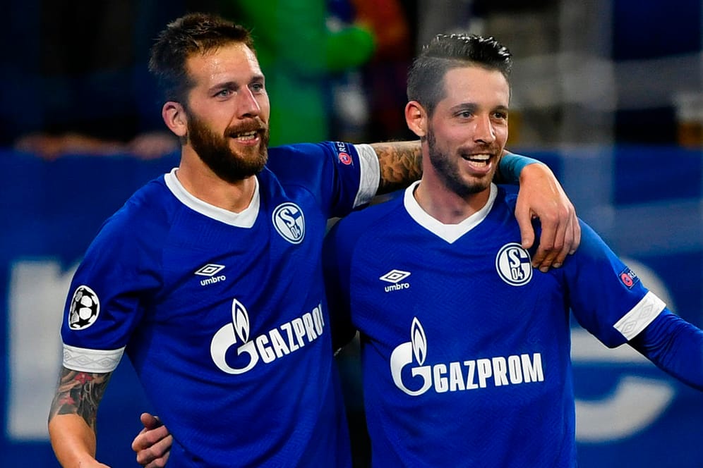 Mark Uth (rechts) und Guido Burgstaller trafen für Schalke.