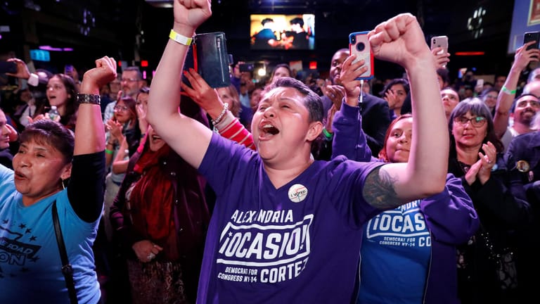 Anhänger der Demokraten feiern ihren Sieg in New York.