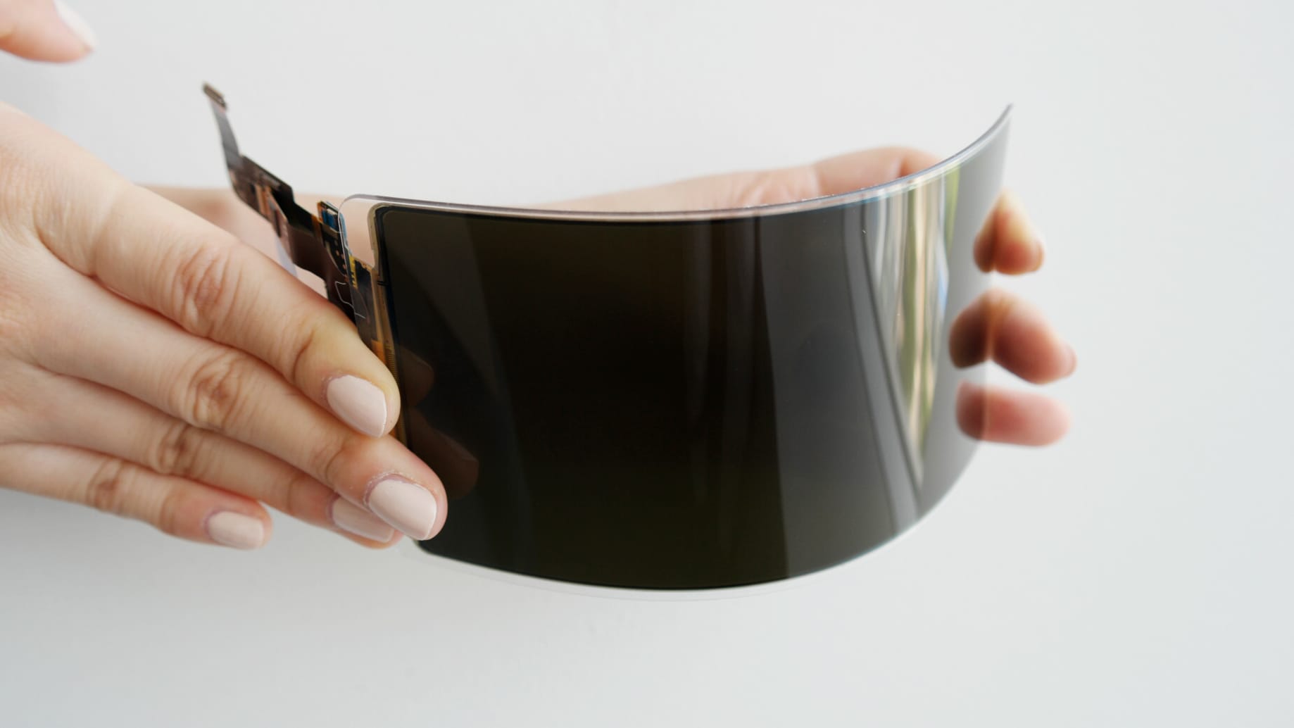 Unzerbrechlicher Display von Samsung: Hat der Smartphone-Konzern die Technologie für sein faltbares Smartphone entwickelt? Unzerbrechlicher Display von Samsung: Hat der Smartphone-Konzern die Technologie für sein faltbares Smartphone entwickelt?