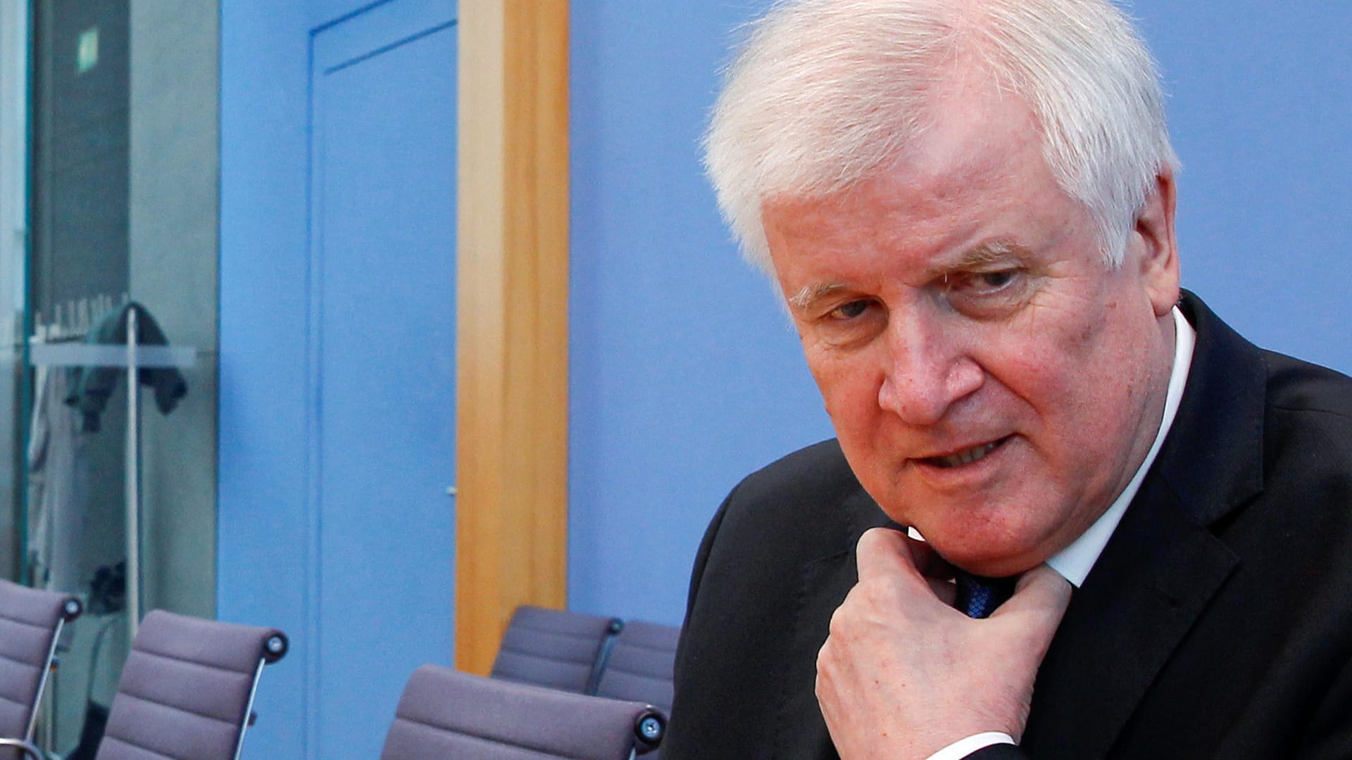 Innenminister Horst Seehofer: Vor dem Innenausschuss des Bundestags erschien er nicht. Innenminister Horst Seehofer: Vor dem Innenausschuss des Bundestags erschien er nicht.