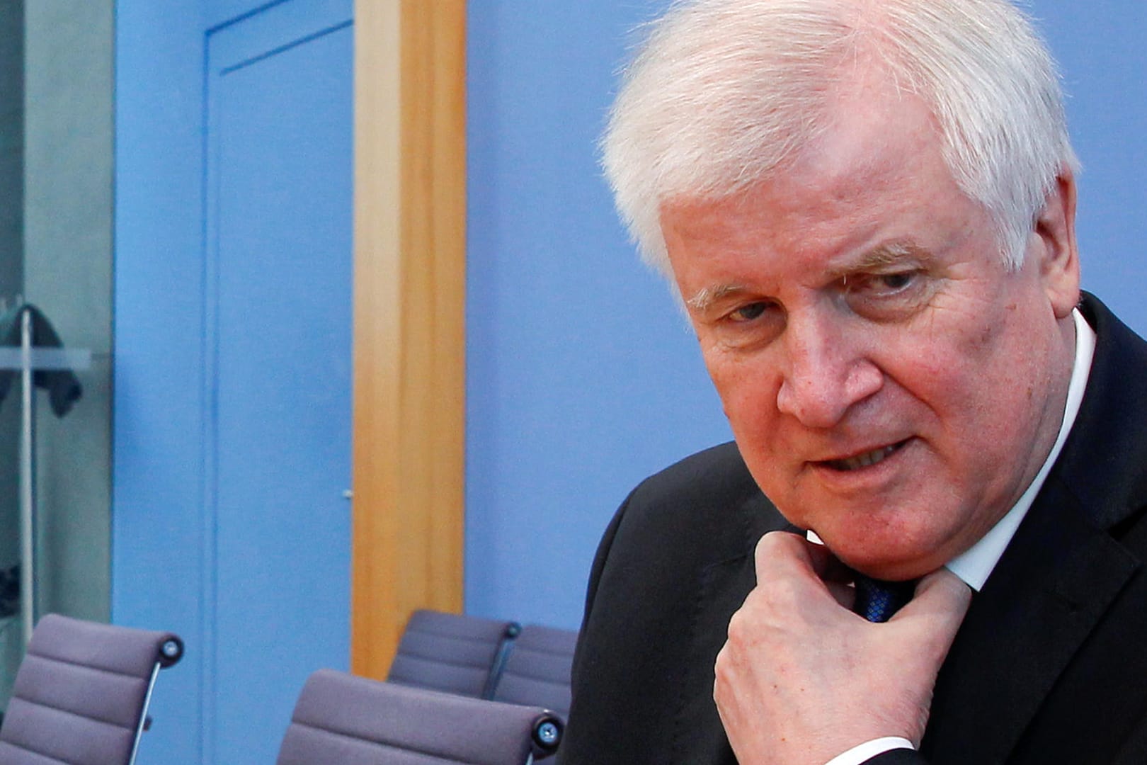 Innenminister Horst Seehofer: Vor dem Innenausschuss des Bundestags erschien er nicht.
