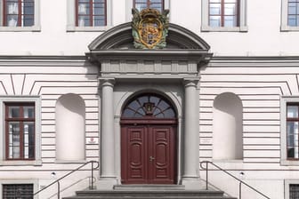 Lüneburger Landgericht: Der Prozess der vier Angeklagten beginnt Mitte November. Ein Urteil wird im März 2019 erwartet.