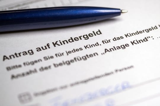 Das Kindergeld steigt von Juli 2019 an um monatlich zehn Euro.