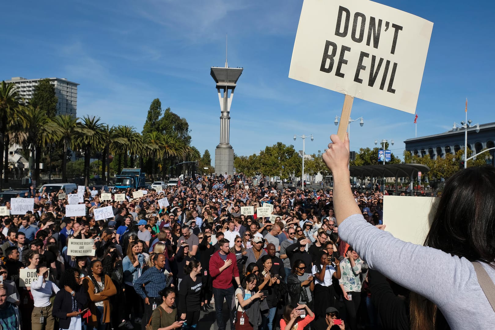 Google-Protest: Zehntausende Google-Mitarbeiter verließen am Donnerstag, den 8. November aus Protest gegen sexuelle Belästigung ihren Arbeitsplatz.