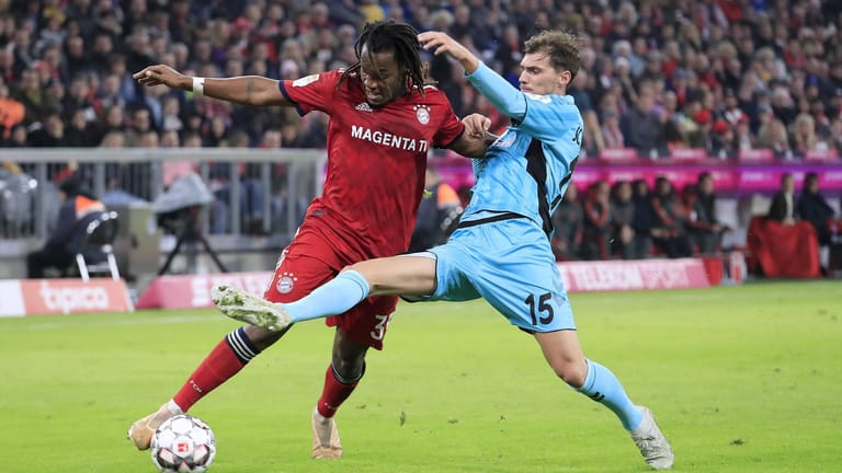 Gegen den SC Freiburg gingen Renato Sanches (l.) und der FC Bayern leer aus.