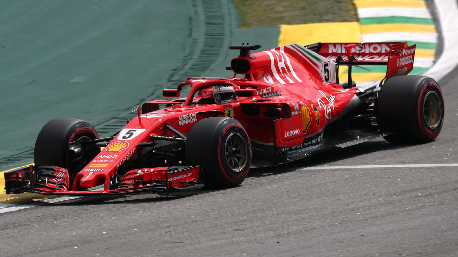 Sebastian Vettel auf der Strecke in Sao Paulo.