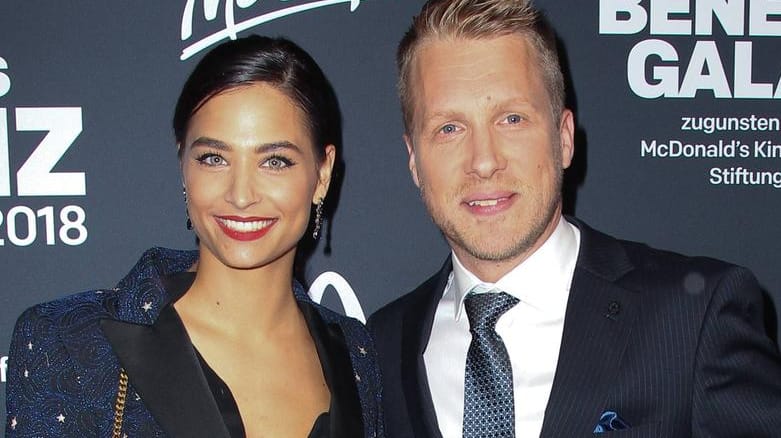 Amors Pfeil hat getroffern: Model Amira Aly hat das Herz von Comedian Oliver Pocher erobert.