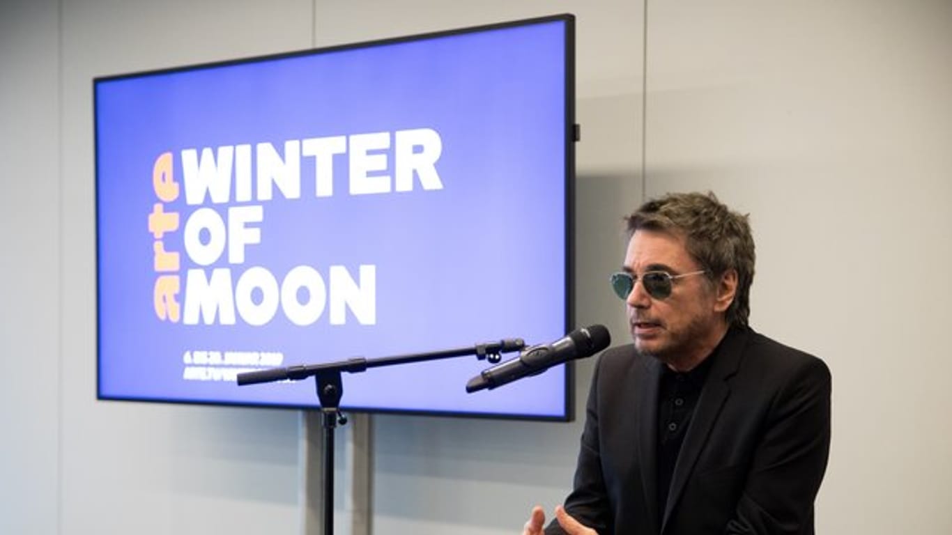 Der Musiker Jean-Michel Jarre stellt den Arte- Programmschwerpunkt "Winter of Moon" vor.