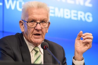 Winfried Kretschmann (Grüne): Baden-Württembergs Ministerpräsident Winfried Kretschmann rudert bei seiner Bemerkung zurück.