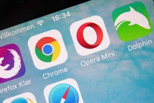 Der Chrome-Browser soll künftig auf Abo-Fallen aufmerksam machen.