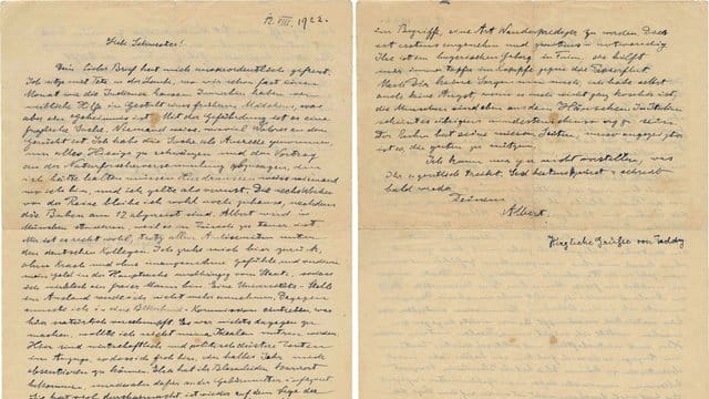 Ein Brief des Physikers Albert Einstein (1879-1955) an seine Schwester Maja. Ein Brief des Physikers Albert Einstein (1879-1955) an seine Schwester Maja.